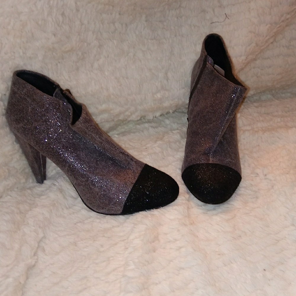 Vince Camuto ankle boots